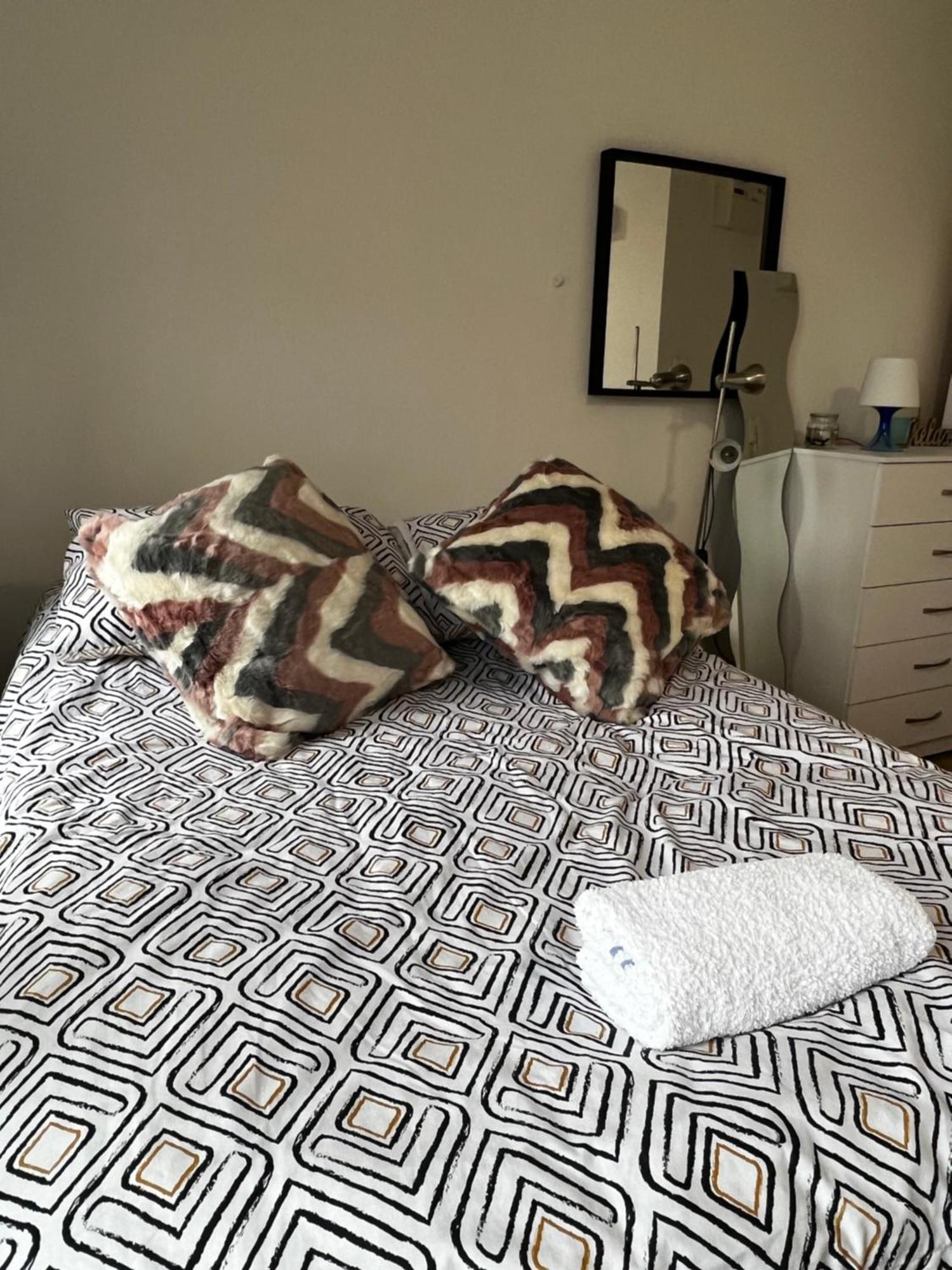 Flat In London Apartment ภายนอก รูปภาพ